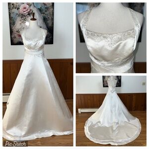 Stunning New Mon Cheri Silk Halter Wedding Gown!